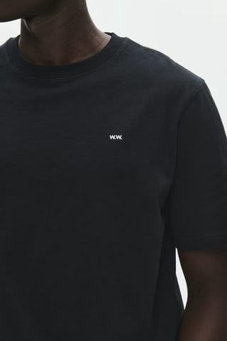 WOOD WOOD WWESSENTIAL SAMI CLASSIC T-SHIRT BLACK