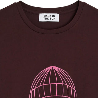 BASK IN THE SUN TO THE SEA T-SHIRT WINE