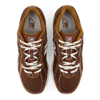 NEW BALANCE U740 7IK PUMPERNICKEL