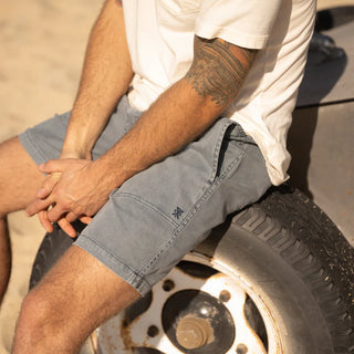 ROARK MADE TO FACE SHORT WASHED NAVY