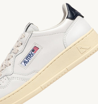 AUTRY MEDALIST LOW  WHITE SPACE LEATHER - AULMLL12