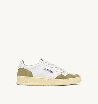AUTRY MEDALIST LOW WHITE LEATHER GREY GREEN SUEDE - AULMFT06