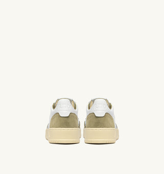AUTRY MEDALIST LOW WHITE LEATHER GREY GREEN SUEDE - AULMFT06
