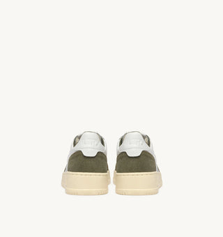 AUTRY MEDALIST LOW  WHITE LEATHER SMOKE GREEN SUEDE - AULMFT21