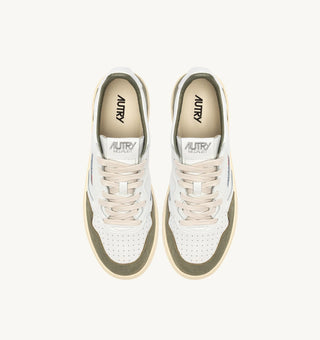AUTRY MEDALIST LOW  WHITE LEATHER SMOKE GREEN SUEDE - AULMFT21