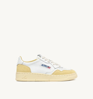 AUTRY MEDALIST LOW  WHITE  STRAW LEATHER - AULWFT08