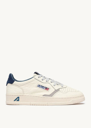 AUTRY MEDALIST LOW BLUE DEPTHS VAPOR LEATHER - AULMNE20
