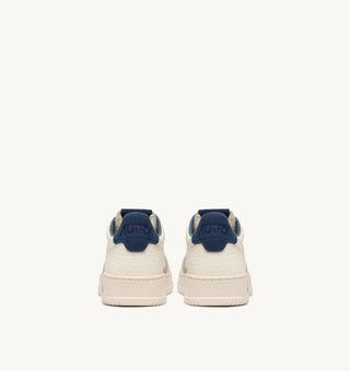 AUTRY MEDALIST LOW BLUE DEPTHS VAPOR LEATHER - AULMNE20