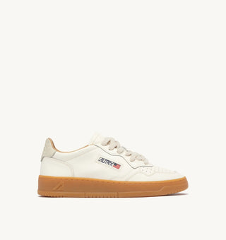 AUTRY MEDALIST LOW MARSHMALLOW LEATHER - AULMBD01