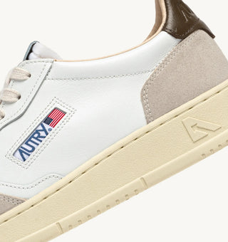 AUTRY MEDALIST LOW  WHITE TEAK LEATHER/BEIGE SUEDE - AULMLS15