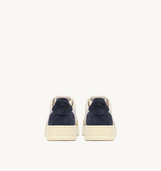 AUTRY MEDALIST LOW SUEDE WHITE SAND BLUE SPACE - AULMTS29