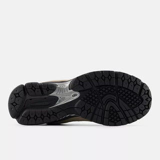 NEW BALANCE U2002 6PU